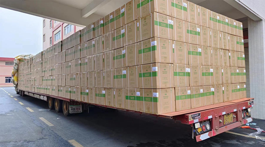 場(chǎng)面壯觀！國內(nèi)某知名品牌客戶2000臺(tái)波輪洗衣機(jī)高效裝柜完畢