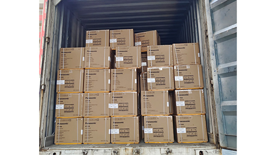 滿滿的貨物！國內(nèi)知名品牌客戶全自動滾筒洗衣機裝柜發(fā)貨